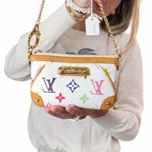 Louis Vuitton Pochette