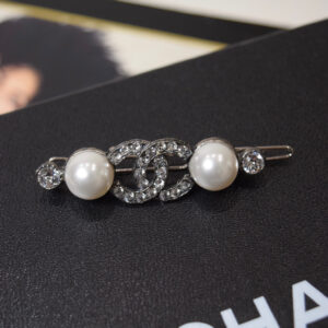 Chanel Pearl with Crystal CC Hair Barrette