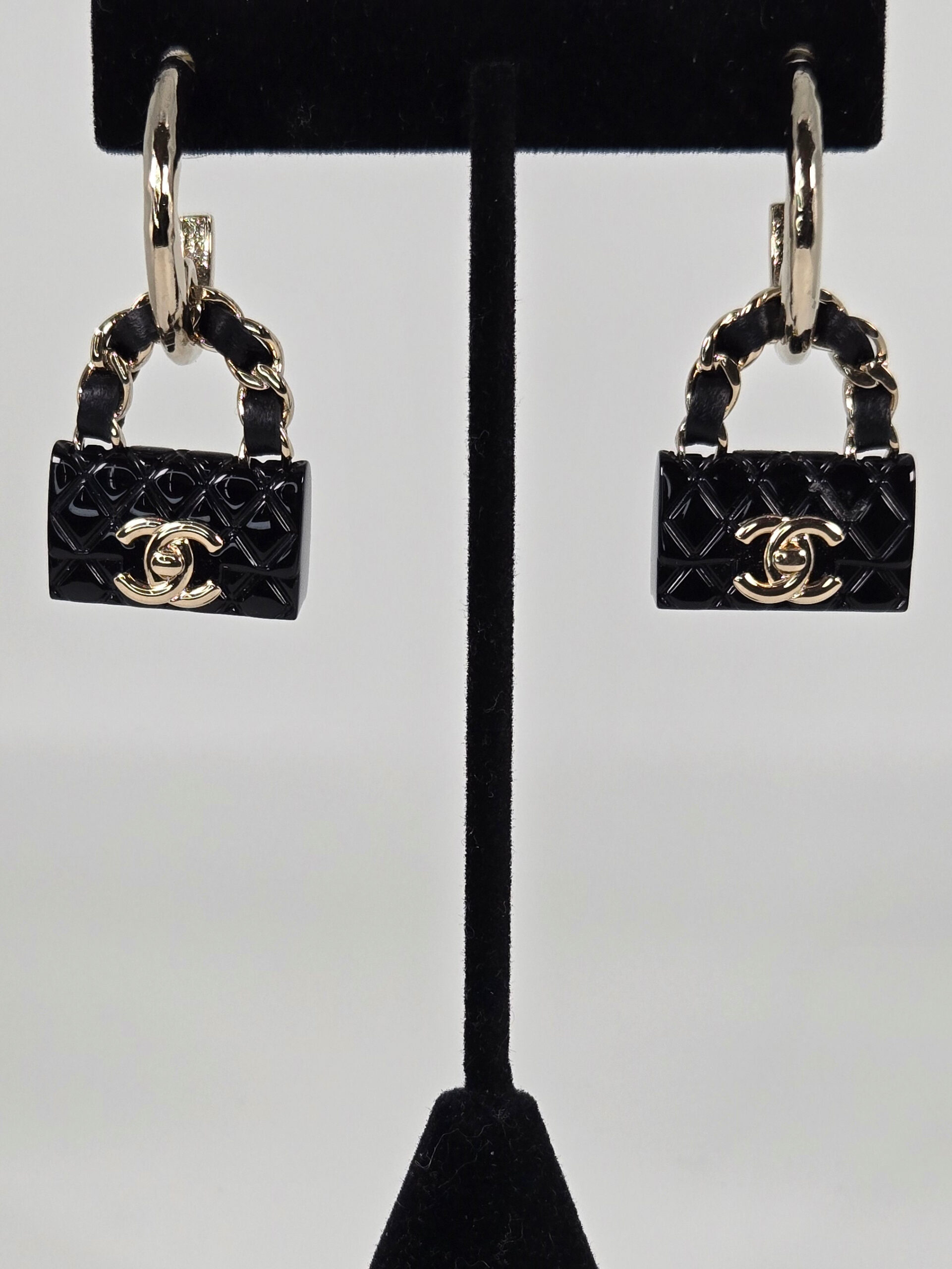 Chanel Black Handbag Earrings B23C