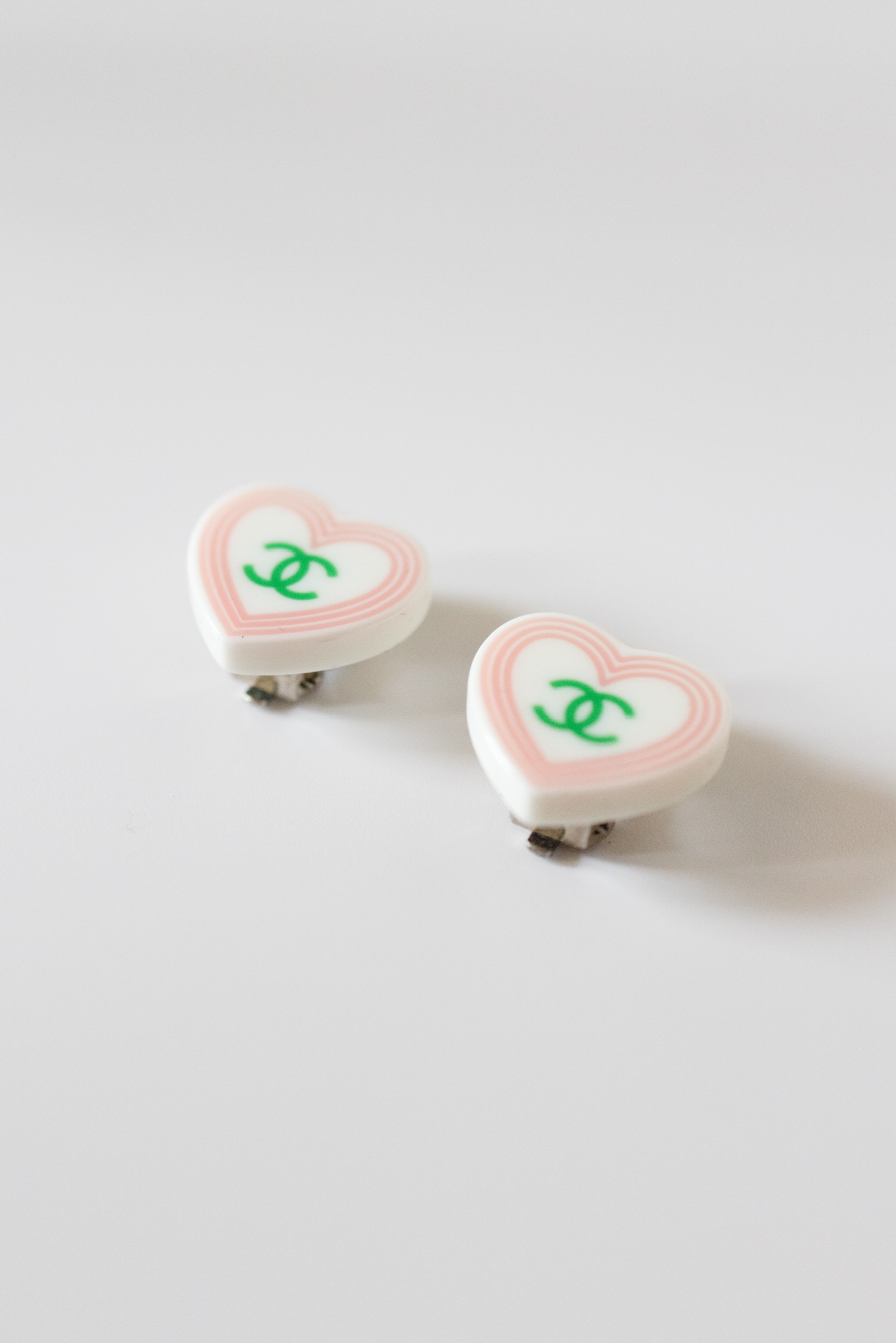 Chanel 04C Pink and Green CC Heart Earrings – 0.7″